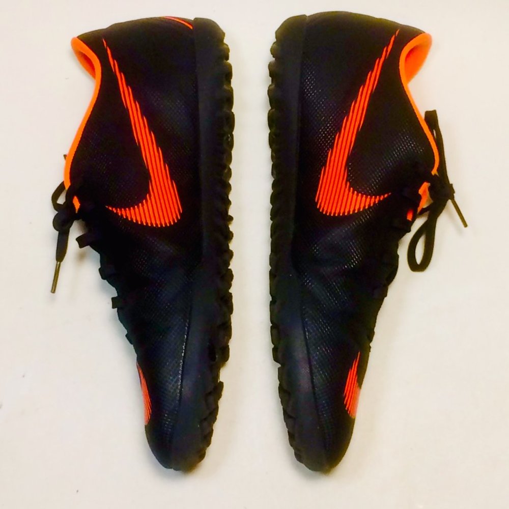 Nike Mercurial Soccer Sneakers